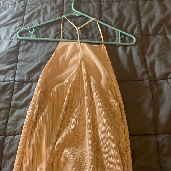 S LUSH SHIMMERY GOLDTONE SLIP MIDI DRESS - Picture 3 of 4